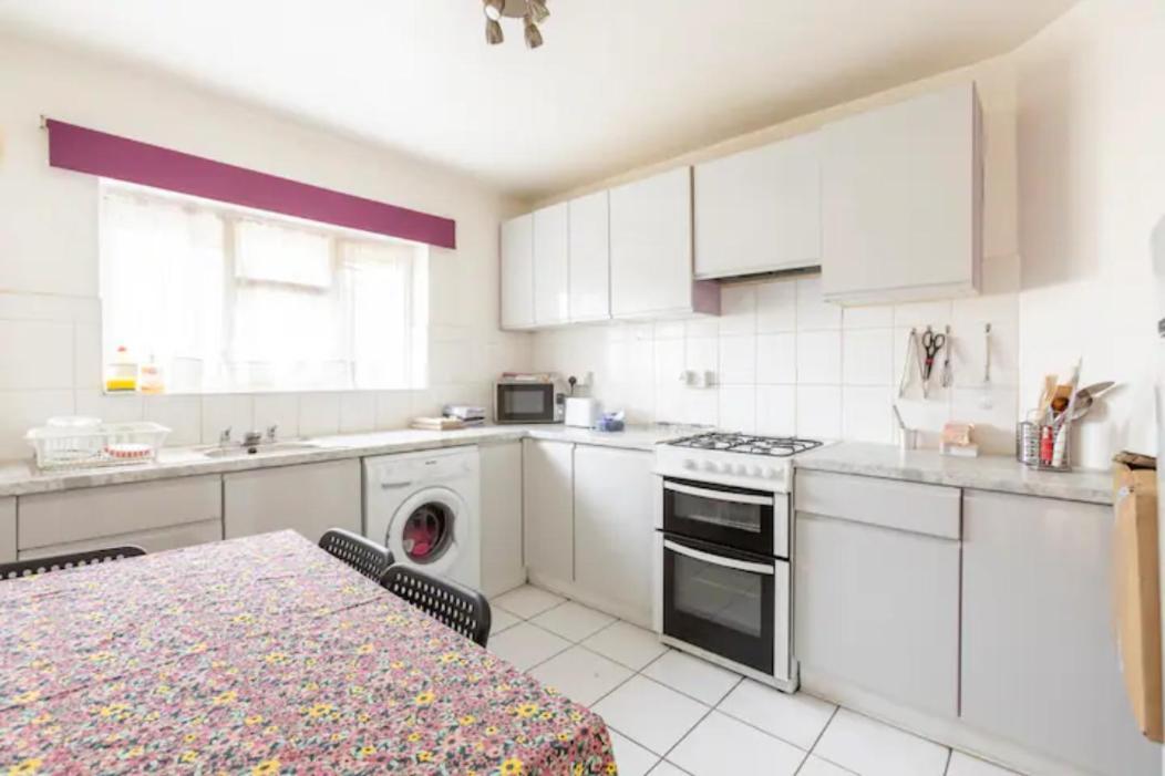 Cosy 1 Bedroom Flat Near Barking Town Centre Exteriör bild